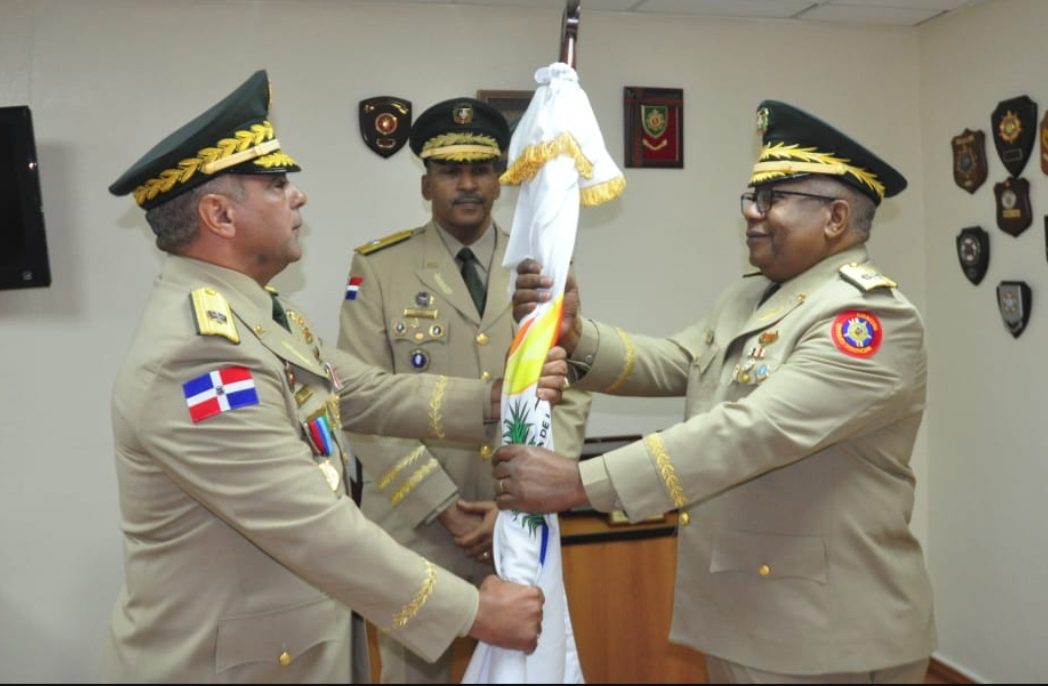 General Mora Hernández es designado en la Confederación deportiva de las FFAA y PN.