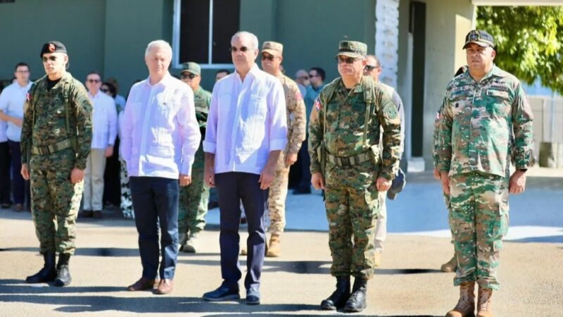 Ministro de Defensa presenta avances de la Verja Perimetral Inteligente al presidente Abinader y al presidente electo de Chile, José Antonio Kast