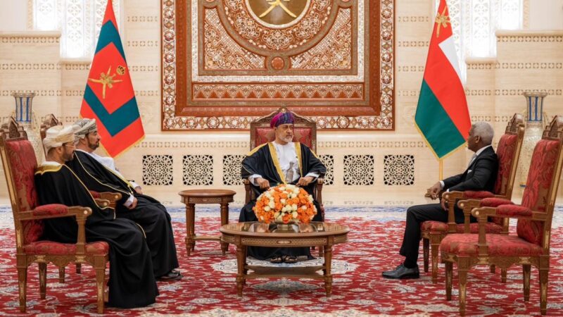 Embajador dominicano presenta cartas credenciales por primera vez en el Sultanato de Omán