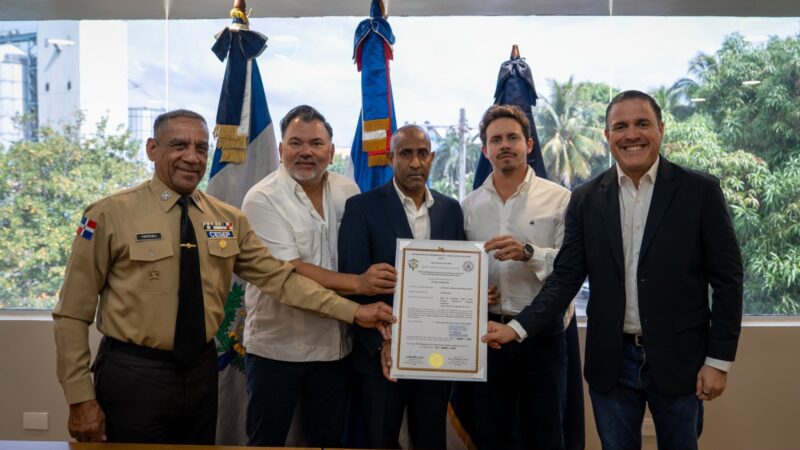 APORDOM y CESEP certifican el Puerto de Manzanillo bajo estándares internacionales de seguridad.