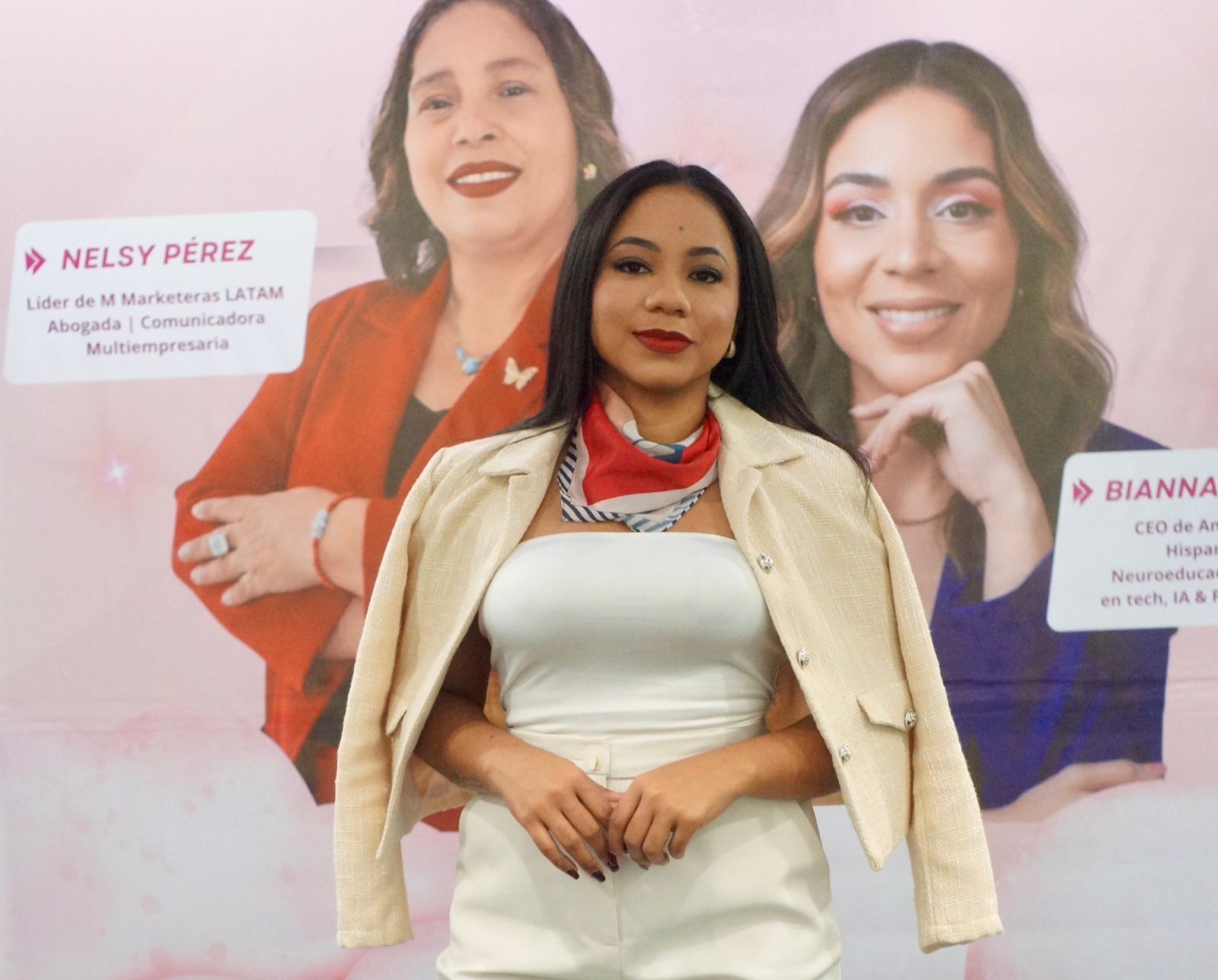 María Jiménez participa en panel sobre comunicación digital en el evento “I Am Every Woman”