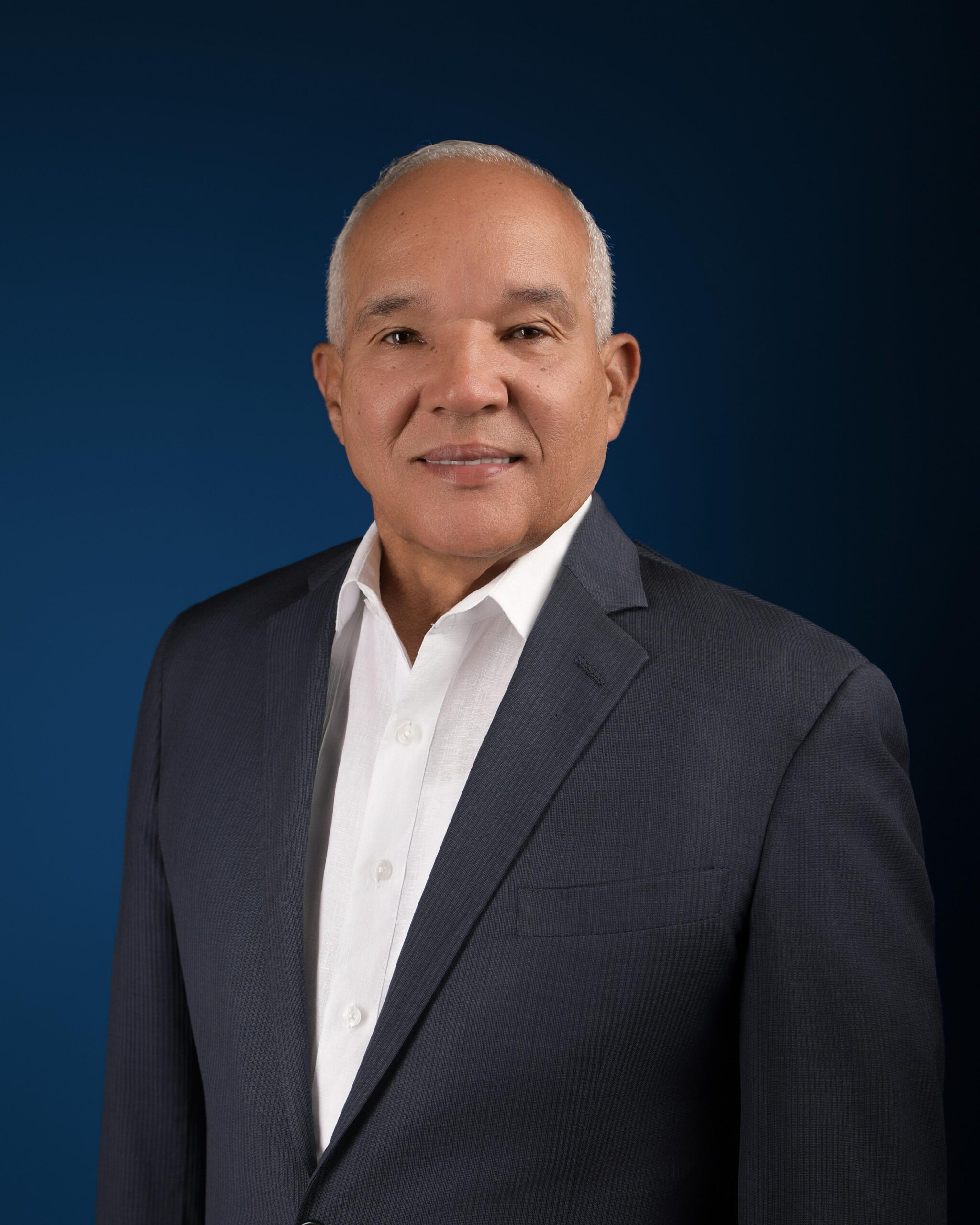 Luis Popa marca terreno en el PRM de Santo Domingo Oeste con agenda de orden y poder para la base.