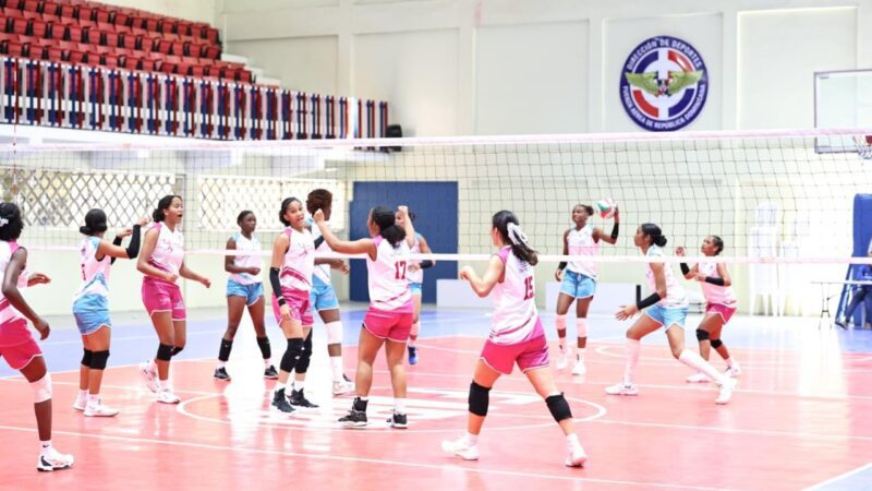 Distrito Nacional derrota a La Vega en voleibol de los Juegos de la Mujer