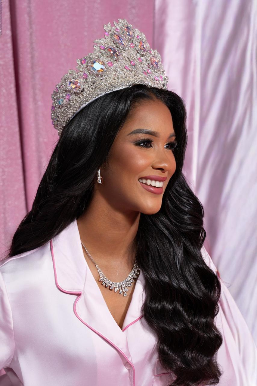 Samira de la Cruz belleza, fe y disciplina que representan a Puerto Plata rumbo al Miss Petite Teen República Dominicana 2026