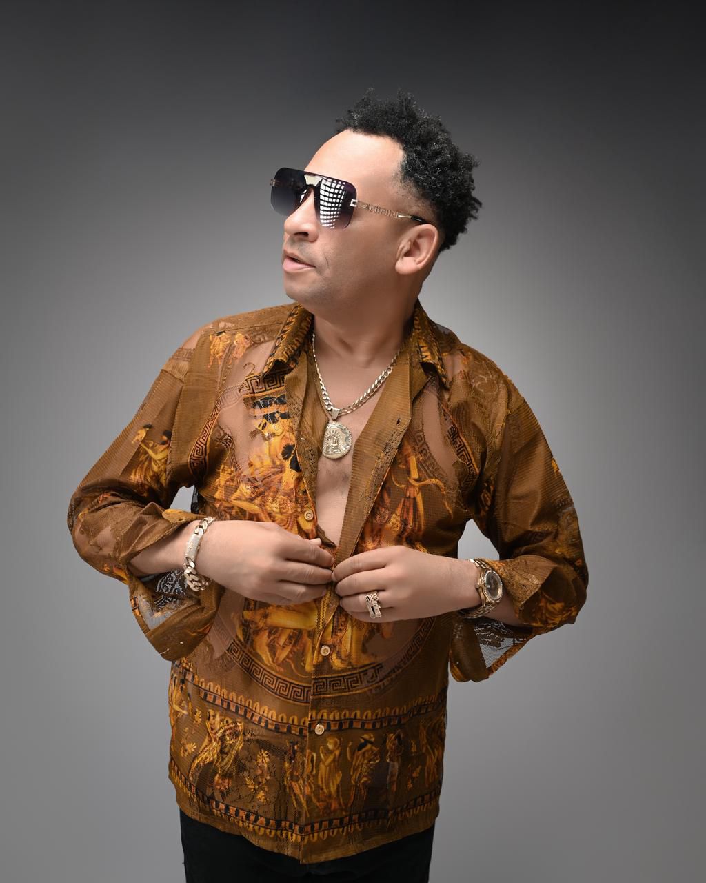 Bachatero Luciano Martínez presenta nuevas canciones 