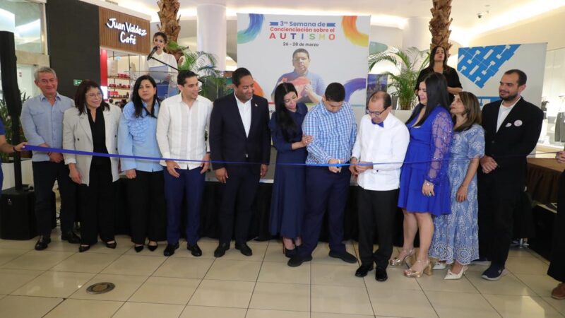 Procuradora evitó cancelación de madre de niño con autismo y plantea urgencia de atención integral en el país