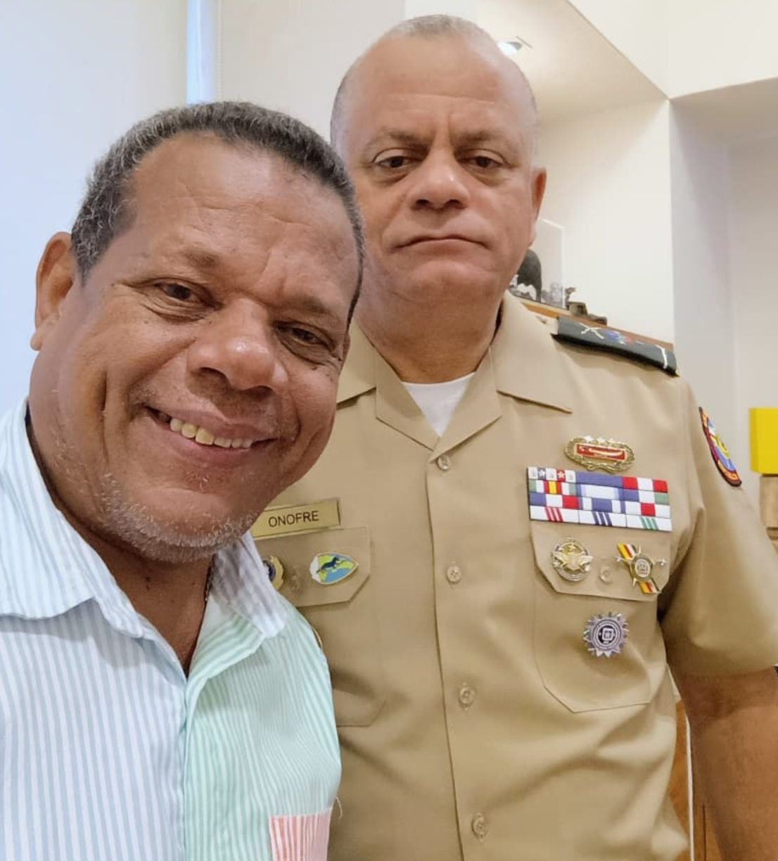 Lic. Manuel Félix Rubio realiza visita de cortesía al ministro de Defensa