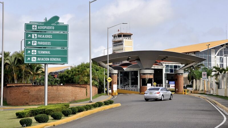 Santiago impulsa su posicionamiento turístico con el respaldo masivo a su primera guía oficial y una alianza clave con el Aeropuerto Internacional del Cibao