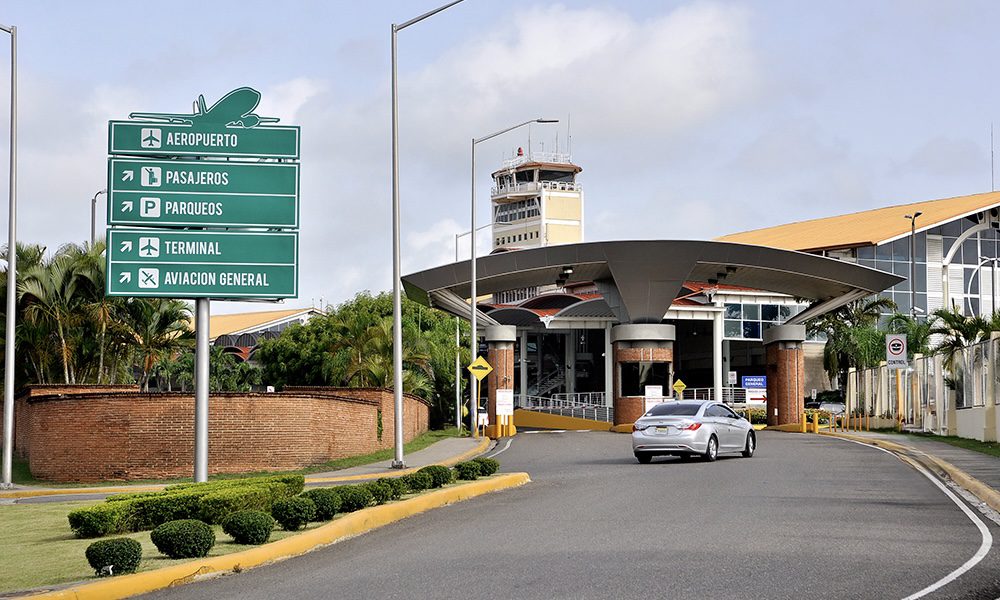 Santiago impulsa su posicionamiento turístico con el respaldo masivo a su primera guía oficial y una alianza clave con el Aeropuerto Internacional del Cibao