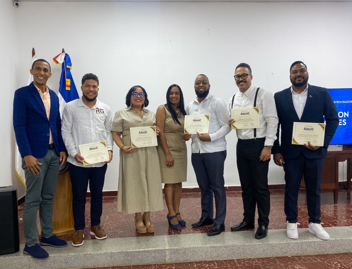 ADOCOC La Altagracia juramenta nueva directiva y celebra Semana de la Comunicación Cristiana “Esencia 360