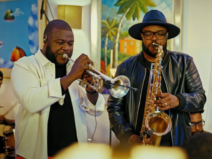 «Fiel hacia mí», la nueva y profunda alabanza de Aires de Unción