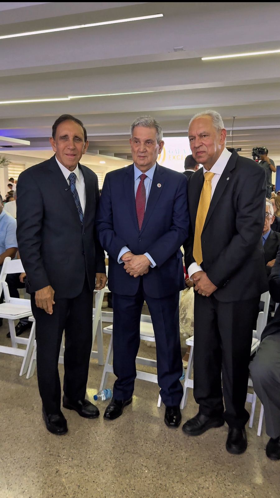 Grupo de los 100 celebró su Gala a la Excelencia