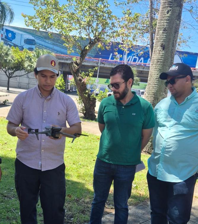 DRONIX inicia curso de Pilotaje de Drone Aplicado a la Fotogrametría, Fotos y Videos