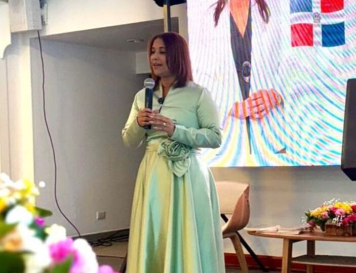 Kenia Montero fortalece el liderazgo femenino desde AMMAD y proyecta nueva cumbre internacional en Perú 2027