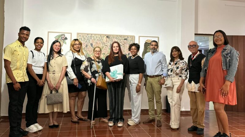 “Cuando el exceso se convierte en lenguaje: una experiencia que desafía los límites del arte”