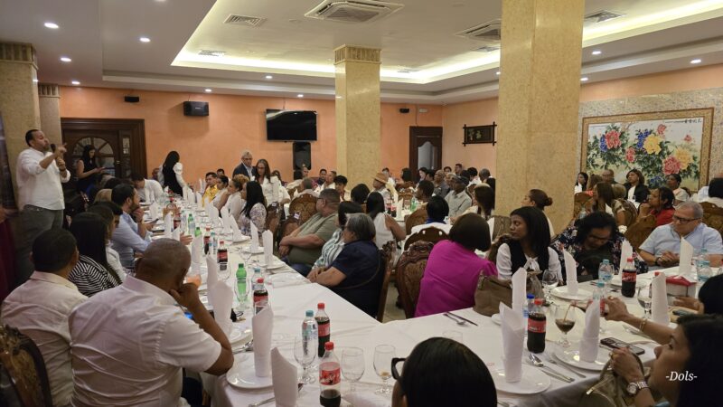 El «Proyecto Omar Méndez» toma el control del PRM* en el Distrito Nacional tras masiva asamblea de líderes