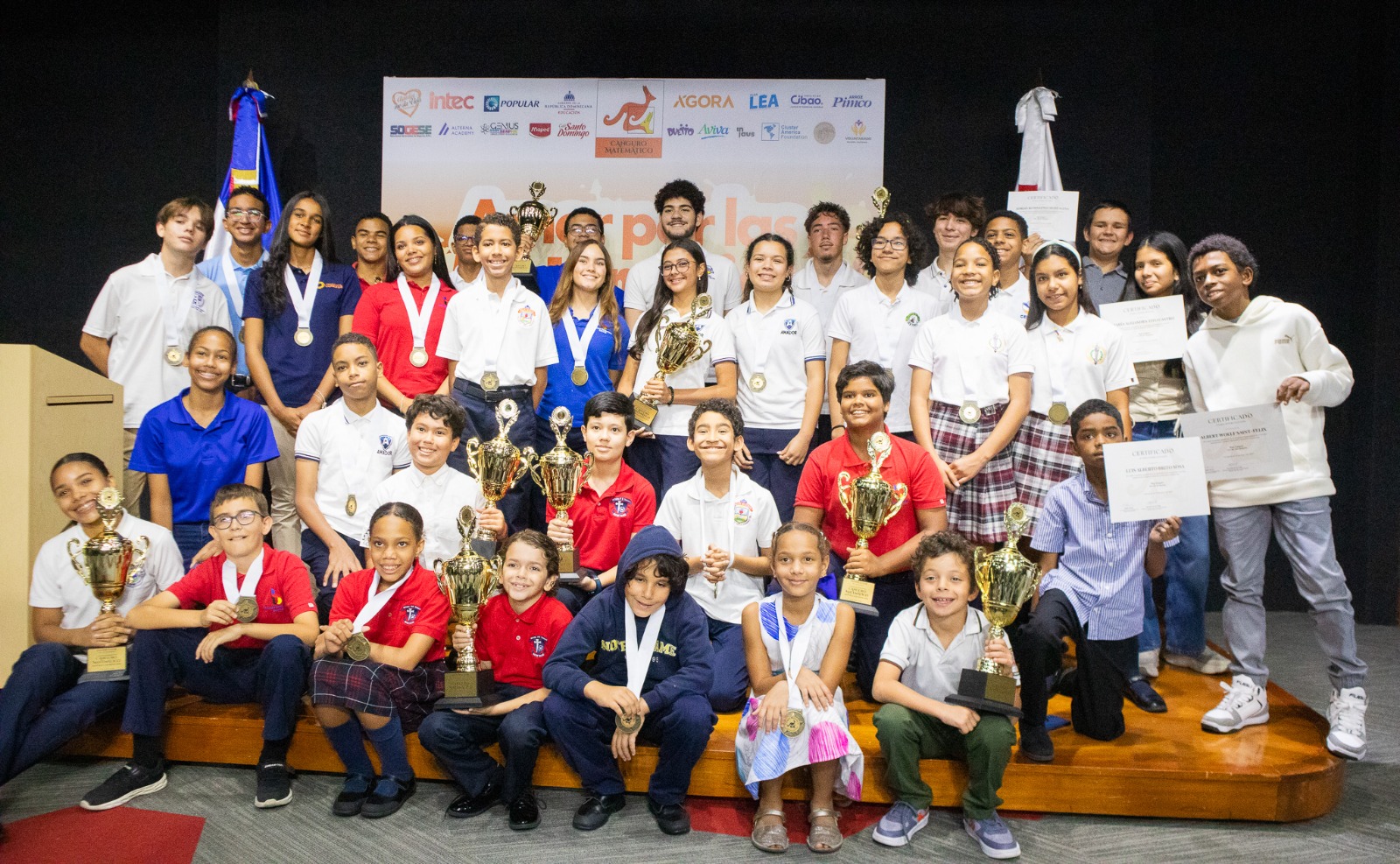Concurso Internacional Canguro Matemático realiza su gran premiación para romper con el miedo a las matemáticas.