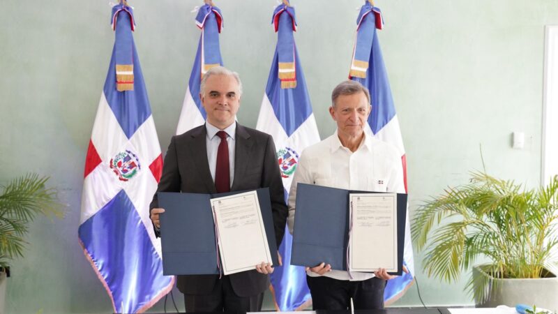 Ministerios de Educación y de Relaciones Exteriores firman acuerdo