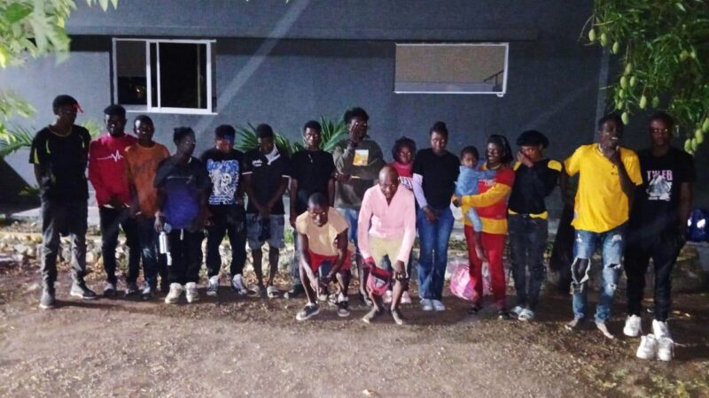 Ejército detiene 36 nacionales haitianos indocumentados en operativos realizados en zonas rurales de Dajabón