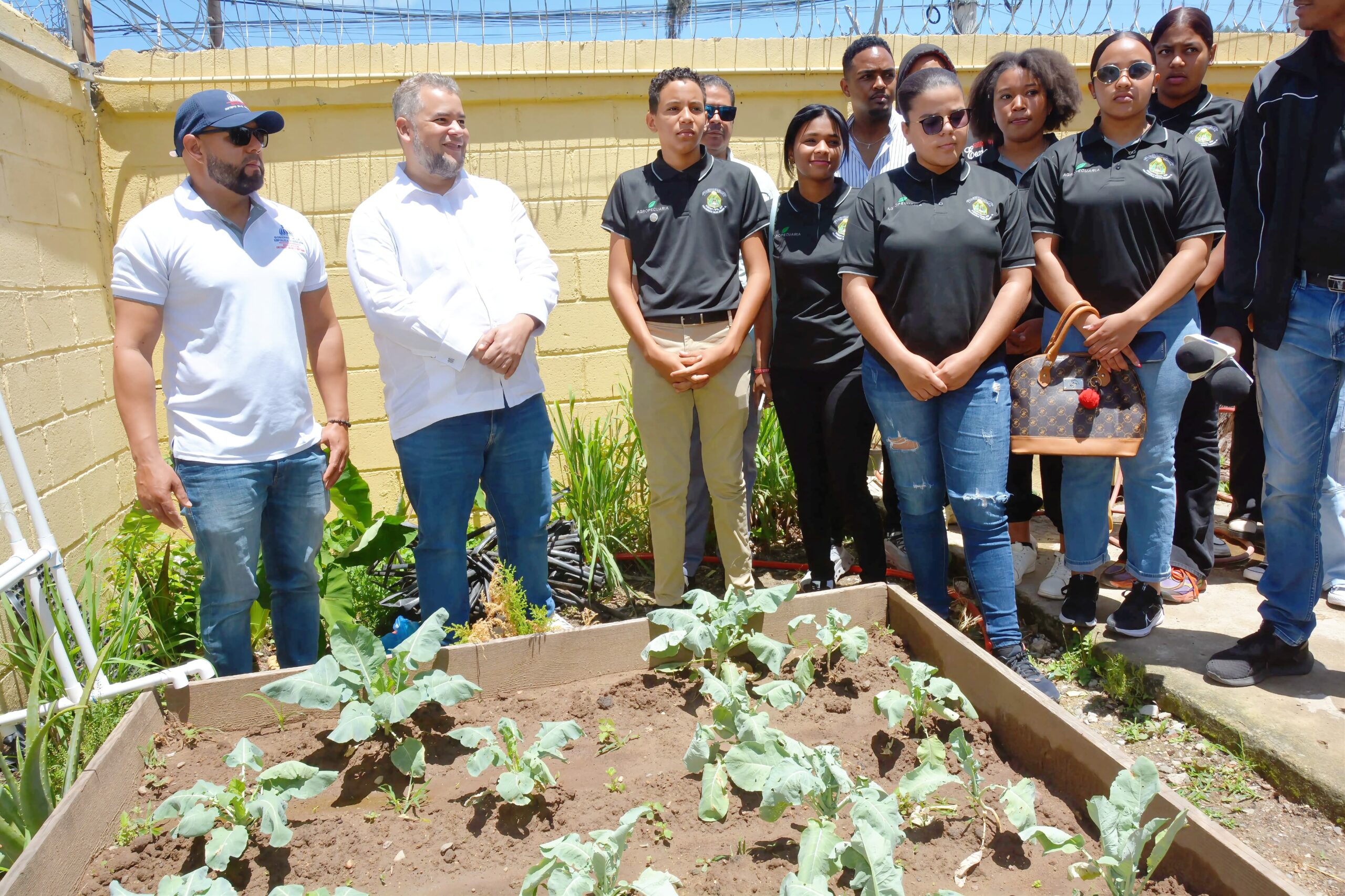 Hecmilio Galván «Es tiempo de aprovechar la agricultura de Constanza para el Agroturismo»