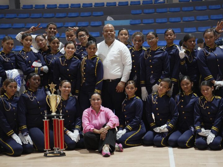 Regional 15 de Educación celebra exitoso Festival de Marchas Escolares