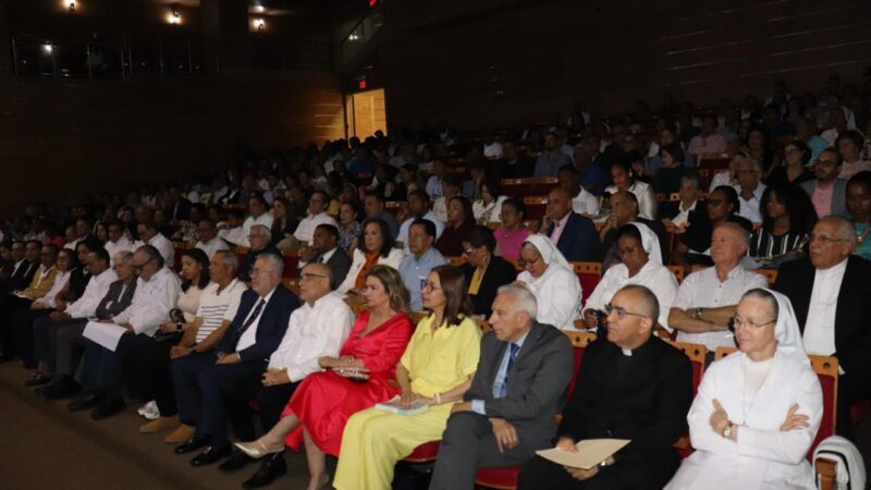 Presentan “Escalera Interior”, una obra de espiritualidad y crecimiento humano del Padre José Pastor Ramírez 