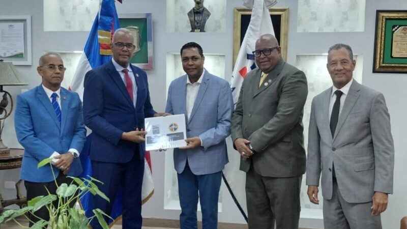 Hermandad de Veteranos y Liga Municipal impulsan creación de Panteones de Honor