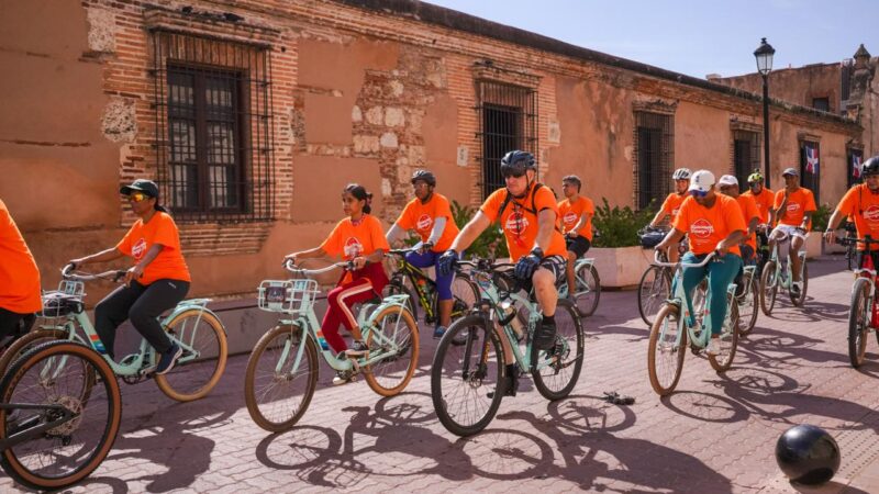 La Bicicletada Naranja regresa en su cuarta edición para promover la movilidad sostenible en Santo Domingo Este