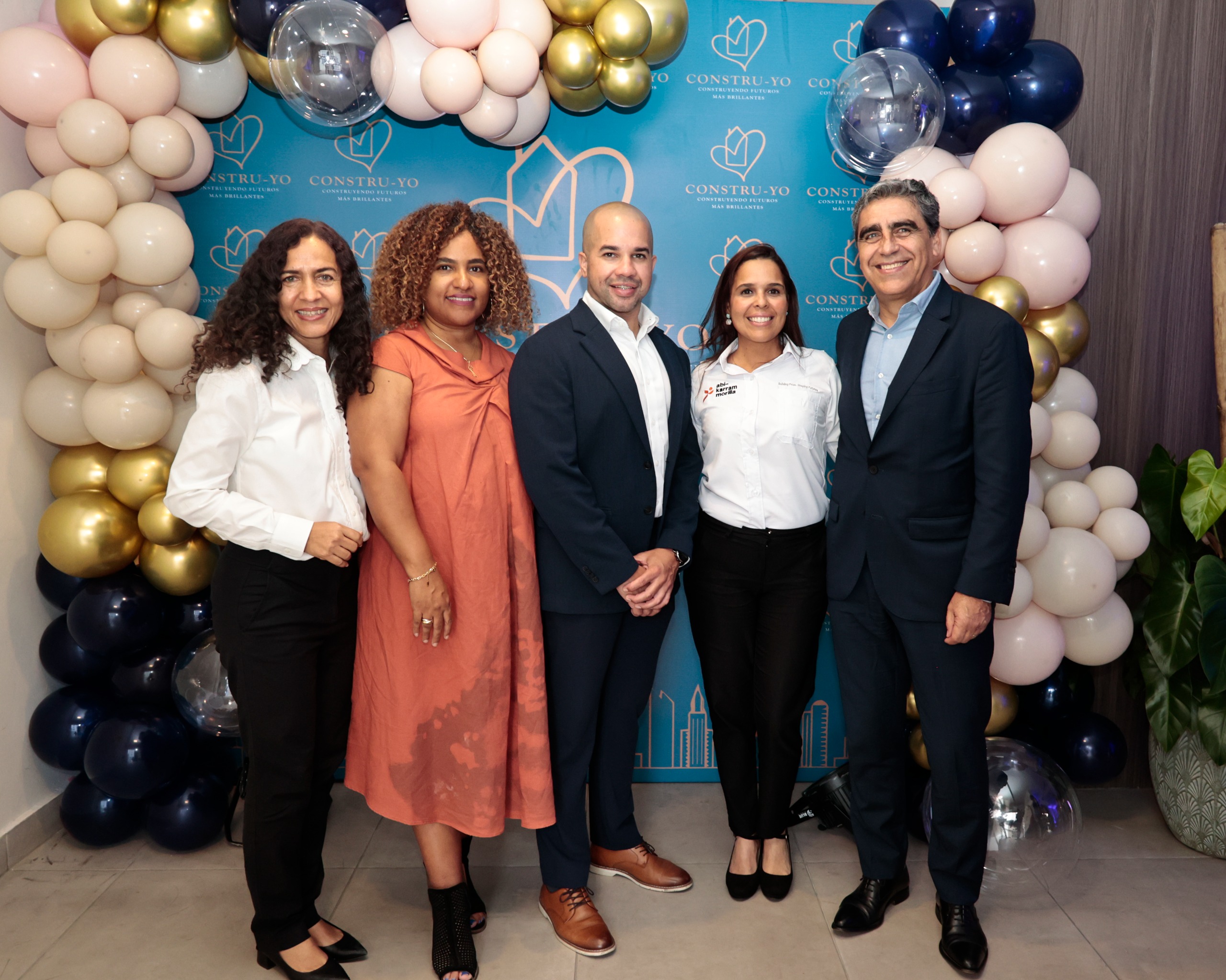 Fundación Constru-Yo celebra tercera graduación y fortalece el empleo femenino en la construcción