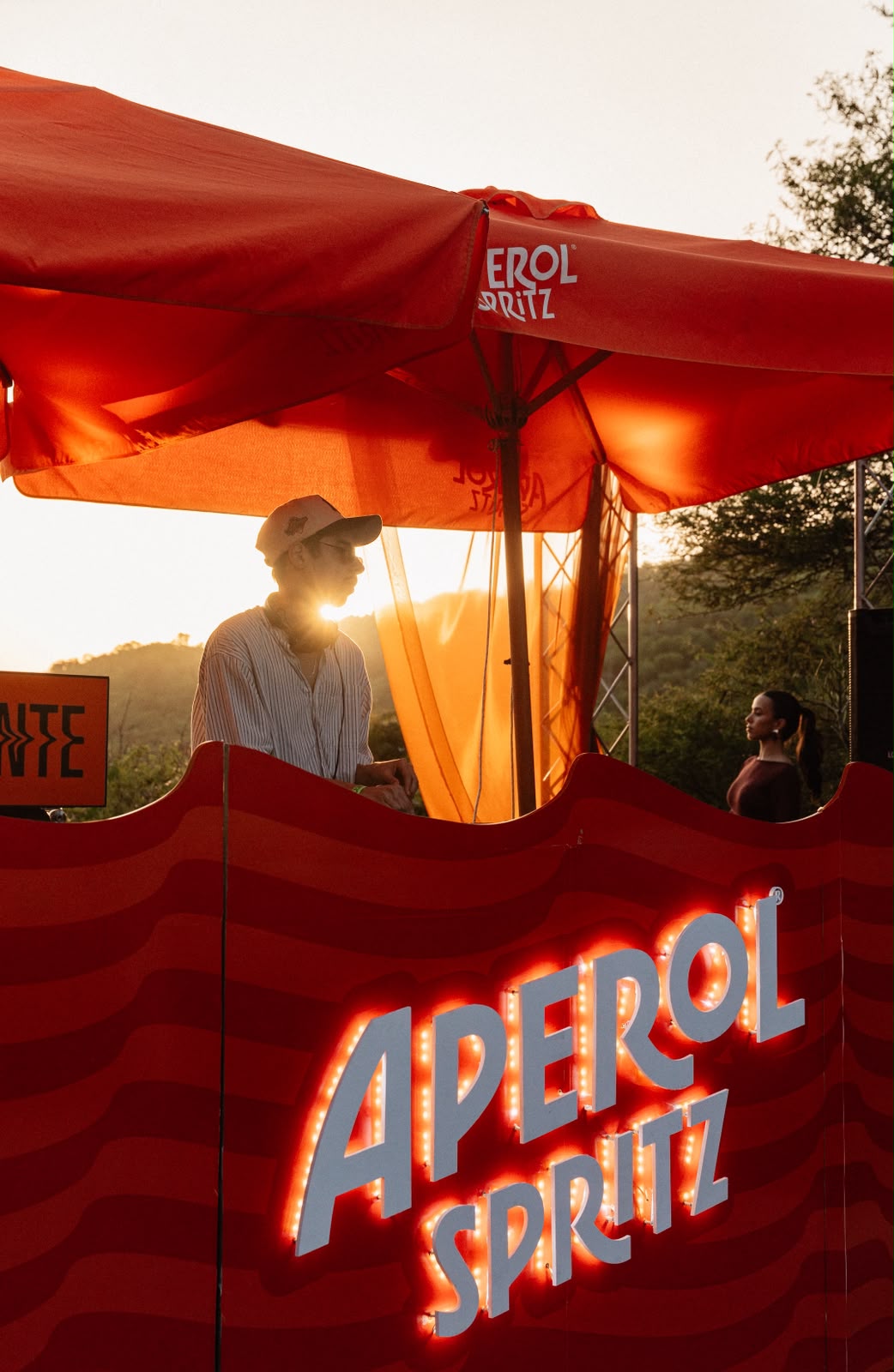 Casa Aperol celebra su tercera edición y llega por primera vez a Santiago