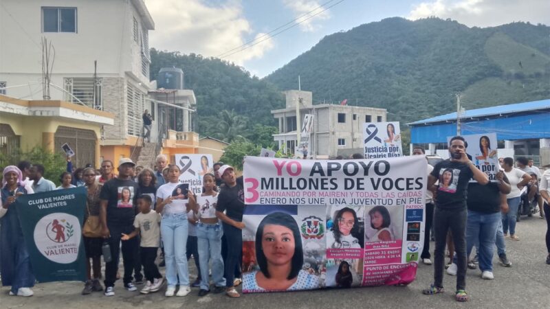 Exitosa caminata en Peralta de Azua exige justicia por Licairis Díaz.