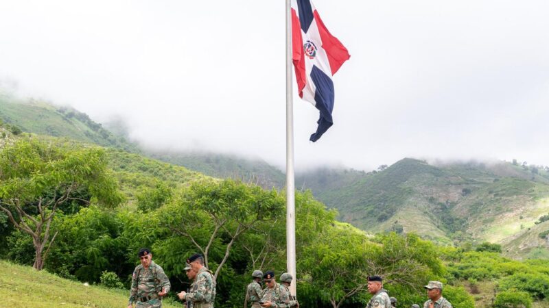 Recorrido militar en Neyba, Sierra de Bahoruco y Pedernales refuerza vigilancia y control fronterizo