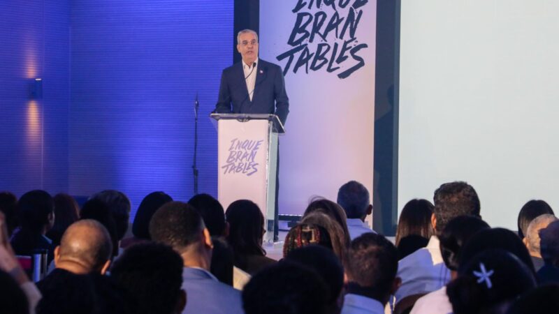 Presidente Abinader encabeza lanzamiento de “Inquebrantables”, campaña nacional para fortalecer la prevención y proteger el futuro de la juventud dominicana