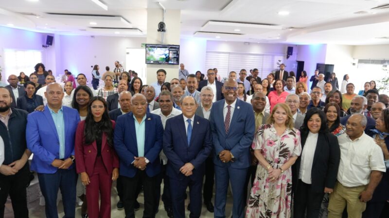 Instituciones inician Consulta Nacional para el Futuro de la Educación Dominicana y destacan rol clave de la prensa