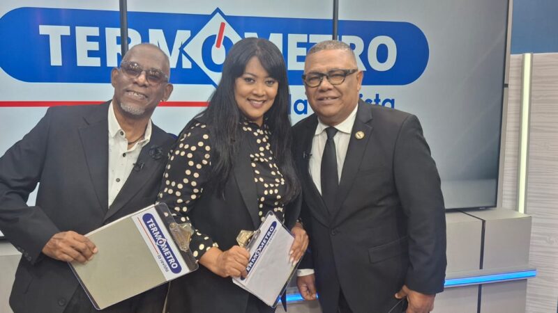 Termómetro La Revista rinde homenaje a Alex Bueno