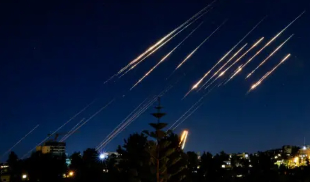 Irán lanza misiles contra Israel tras bombardeo en Beirut