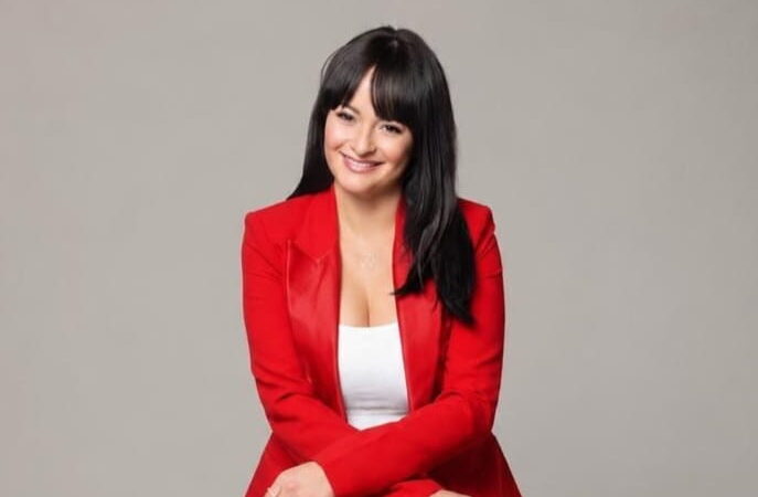 Kenia Ramírez presenta el lanzamiento “Después del Silencio Podcast, historias que merecen ser escuchadas