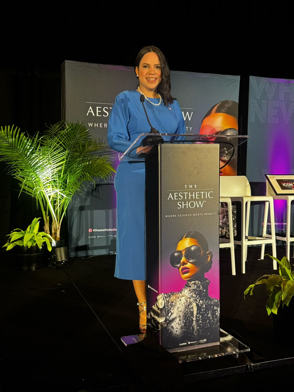 Médica dominicana presenta investigación sobre obesidad y medicina estética en congreso internacional de Las Vegas