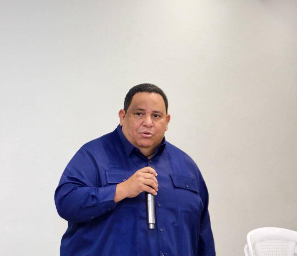 Alcalde de Azua valora avances en el sistema de salud y llama al consenso en favor de la población
