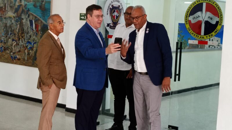 Empresario Porfirio López Nieto apoyará a la Hermandad con tecnología, viviendas y proyectos de identidad nacional de los veteranos.
