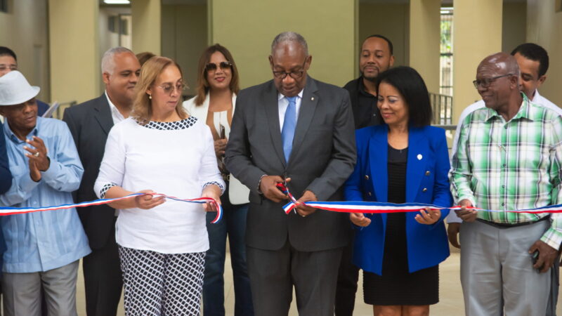 UASD inaugura moderno edificio de Postgrado en San Cristóbal