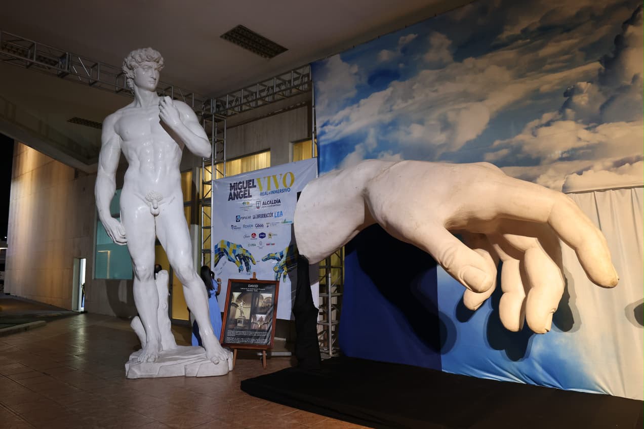 Últimos días para visitar la exposición inmersiva “Miguel Ángel Vivo” en Santiago
