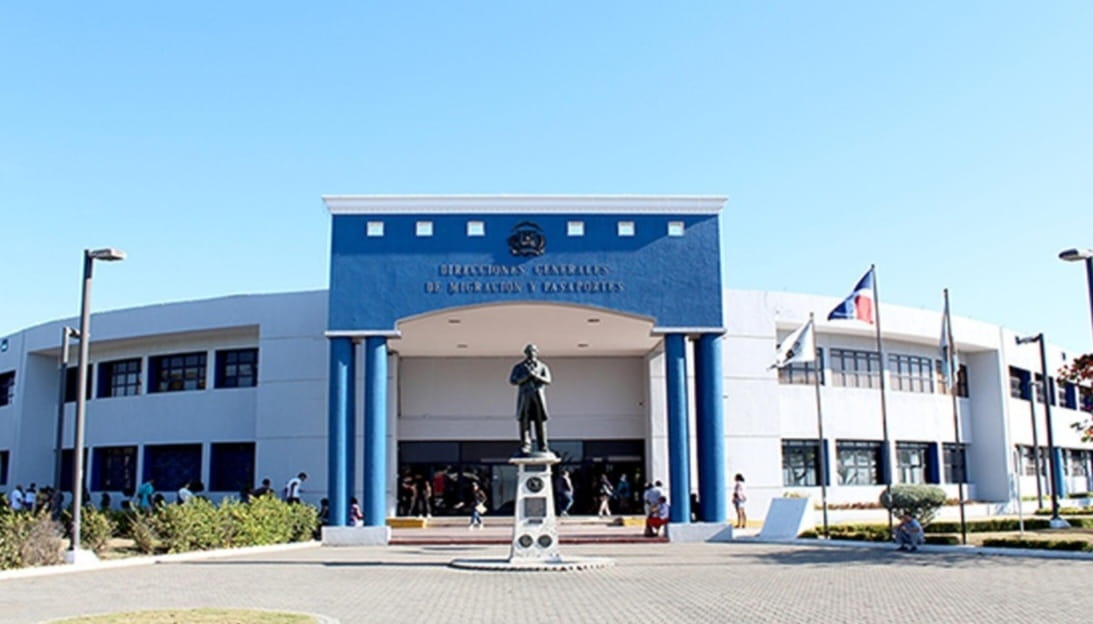 DGM informa sobre incidente durante operativo de interdicción migratoria en sector de Verón