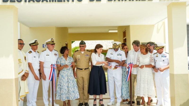 Vicepresidenta de la República inaugura destacamento naval de Bayahíbe y cinco casas veraniegas amuebladas para la familia naval