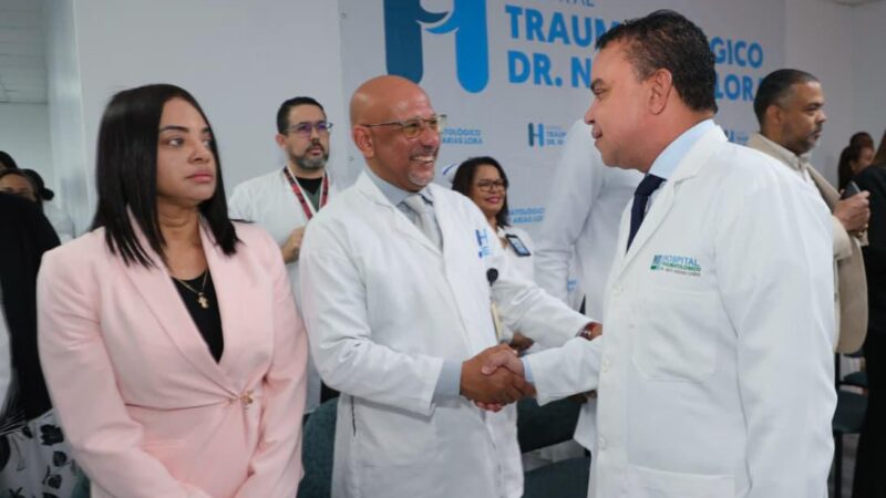 Director del SNS da la bienvenida a los nuevos residentes médicos del Hospital Ney Arias Lora