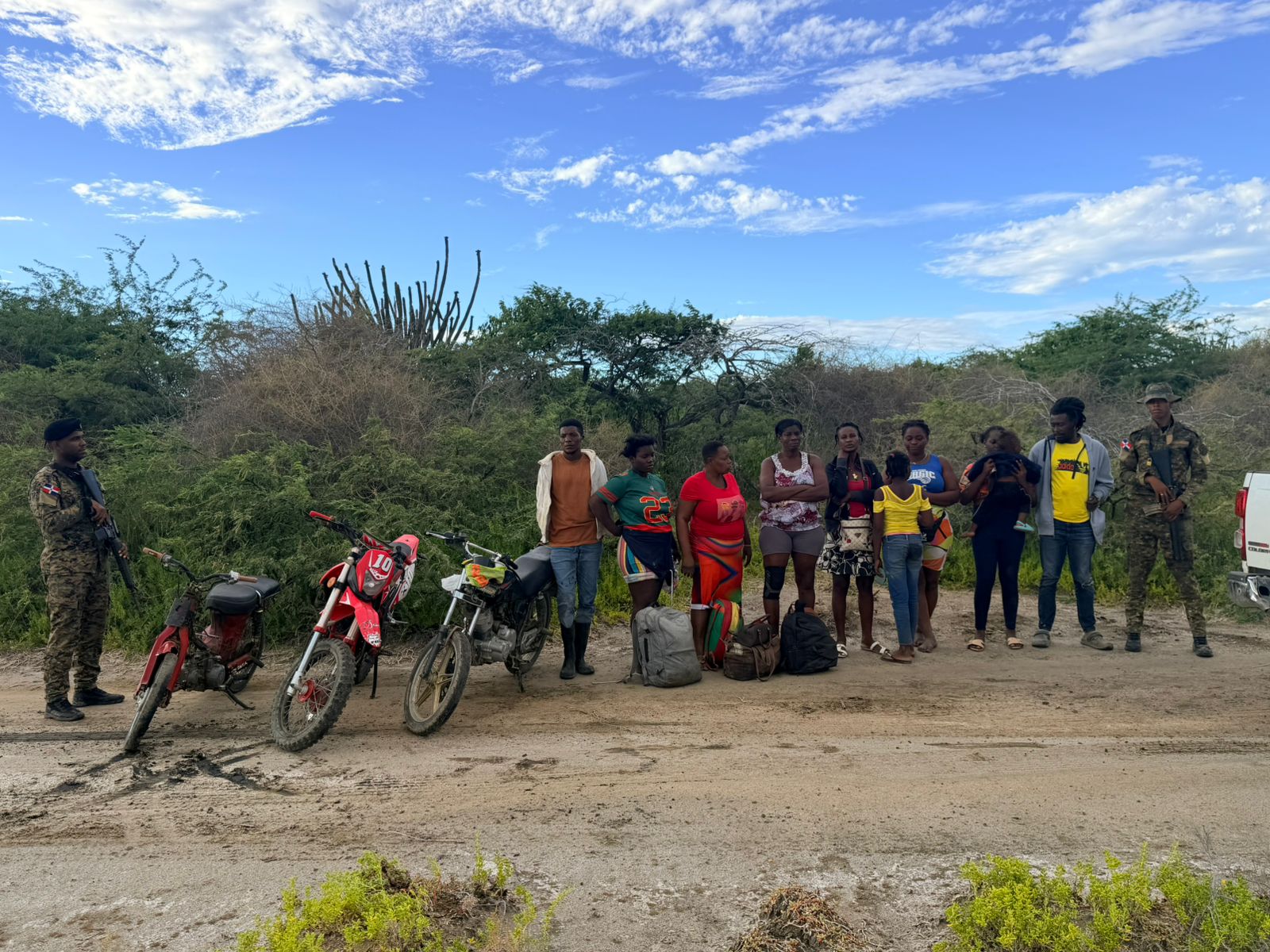 En operativo en manglares de Montecristi soldados del Ejército frustran tráfico de indocumentados