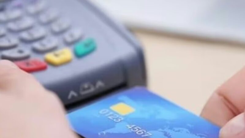 Estaciones de combustibles iniciarán este lunes retiro de puntos de pago electrónico si no se reducen las comisiones bancarias