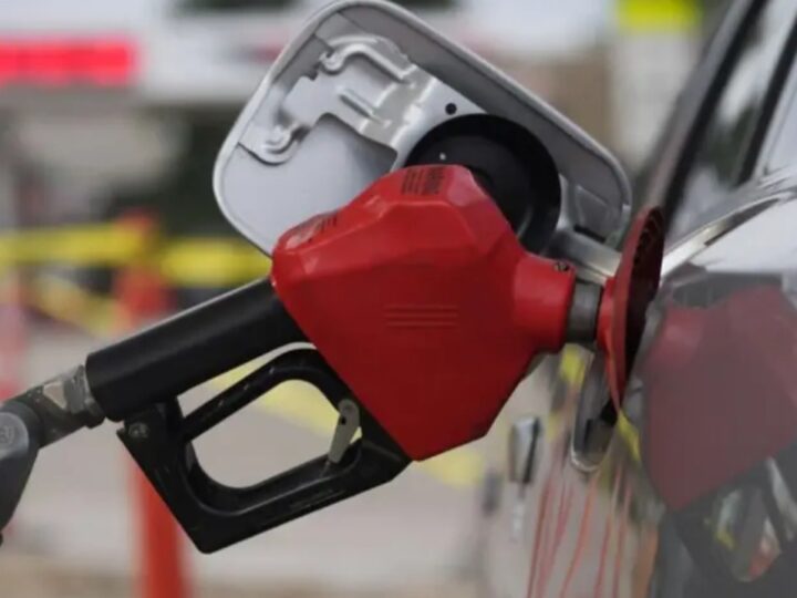 Gobierno congela combustibles