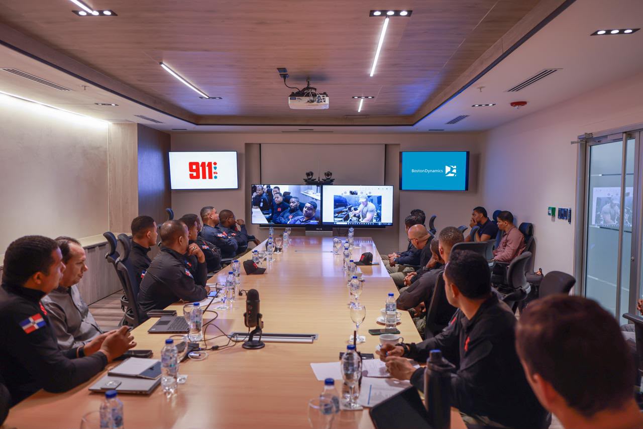 Sistema 911 y Boston Dynamics inician colaboración para desarrollar nuevas capacidades robóticas en la atención de emergencias.