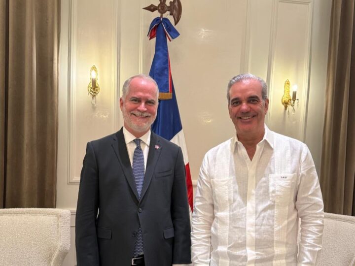 Alejandro Fernández W. termina gestión en la Superintendencia de Bancos